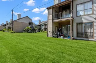 8259 Sands Point Dr, Houston, TX 77036 - Photo 19