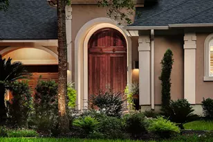 74 Batesbrooke Ct, The Woodlands, TX 77381 - Photo 3