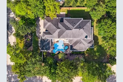 74 Batesbrooke Court, The Woodlands, TX 77381 - Photo 3
