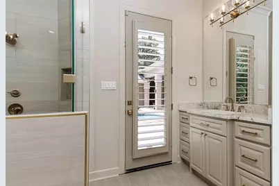 74 Batesbrooke Court, The Woodlands, TX 77381 - Photo 25