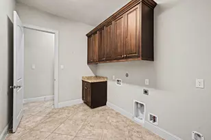 18802 Centerra Springs Dr, Cypress, TX 77429 - Photo 17