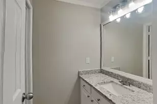 4731 Silverlake Dr, Sugar Land, TX 77479 - Photo 17
