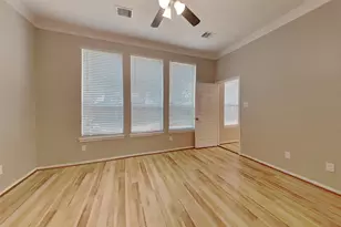 4731 Silverlake Dr, Sugar Land, TX 77479 - Photo 7
