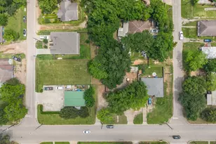 623 S 1st St, Conroe, TX 77301 - Photo 21
