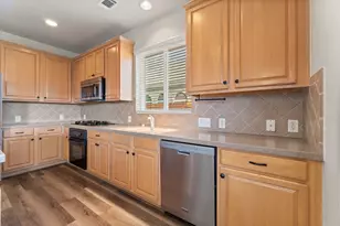 3505 Cedar Prairie Dr, League City, TX 77573 - Photo 11