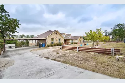 158 Pullman Road, La Vernia, TX 78121 - Photo 3