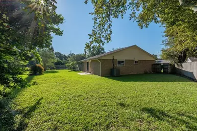 2302 Slippery Rock Court, Sugar Land, TX 77498 - Photo 33