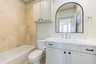 6302 Prague St, Houston, TX 77007 - Photo 7