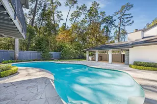 547 3 Corners Dr, Hunters Creek Village, TX 77024 - Photo 17