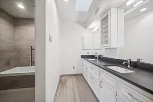 547 3 Corners Dr, Hunters Creek Village, TX 77024 - Photo 13