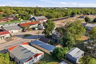723 St Peter St, Gonzales, TX 78629 - Photo 7