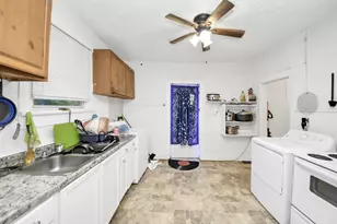 2611 Canfield St, Houston, TX 77004 - Photo 5