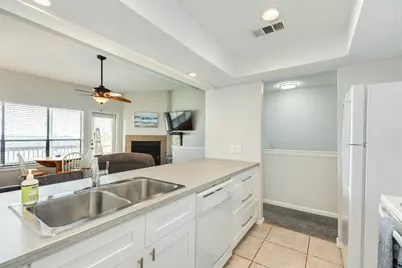 19 Dana Drive #B, Galveston, TX 77554 - Photo 7