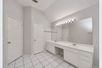 70 N Lace Arbor Drive, The Woodlands, TX 77380 - Photo 29