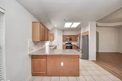 70 N Lace Arbor Drive, The Woodlands, TX 77380 - Photo 13