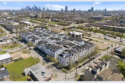 5467 Larkin Street, Houston, TX 77007 - Photo 33