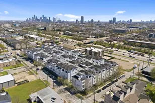 5467 Larkin St, Houston, TX 77007 - Photo 33