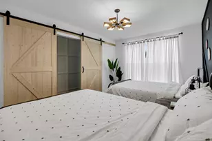 5755 Cartagena St, Houston, TX 77035 - Photo 5