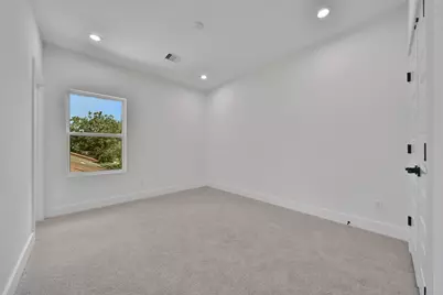 7014 Saint Augustine Street, Houston, TX 77021 - Photo 21