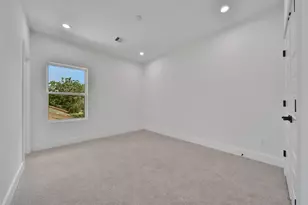 7014 St Augustine St, Houston, TX 77021 - Photo 21