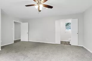 75 Rolling Hills Dr W, Conroe, TX 77304 - Photo 23