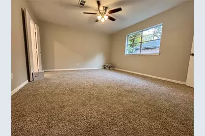 75 Rolling Hills Drive W, Conroe, TX 77304 - Photo 13