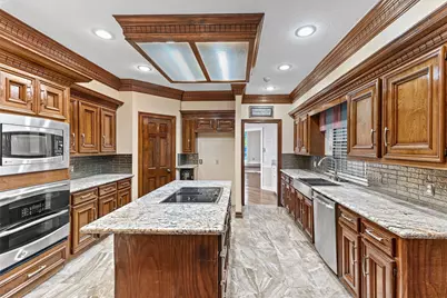 13903 Wilde Forest Court, Sugar Land, TX 77498 - Photo 9