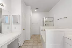 5913 Dolores St, Houston, TX 77057 - Photo 23