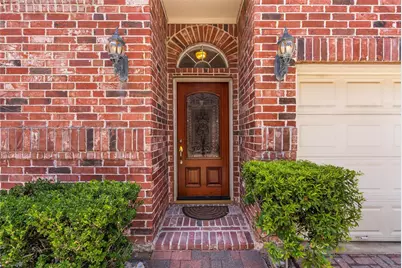 5913 Dolores Street #B, Houston, TX 77057 - Photo 9