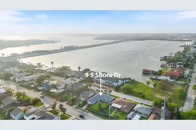 9 South Shore Drive, Galveston, TX 77551 - Photo 3