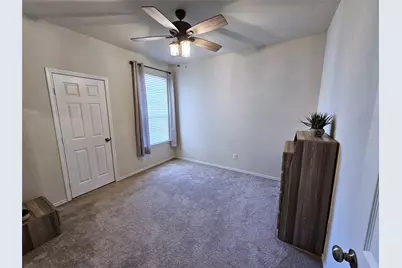 3234 Longleaf Meadows Drive, Houston, TX 77063 - Photo 31