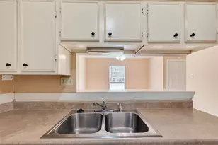 4826 Redfish Reef Dr, Bacliff, TX 77518 - Photo 11