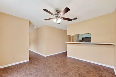 4826 Redfish Reef Drive, Bacliff, TX 77518 - Photo 9