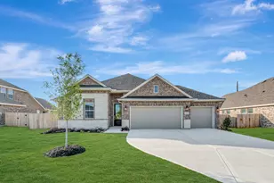 12106 Upper Mdws Ave, Mont Belvieu, TX 77535 - Photo 1