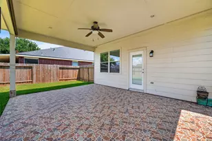 1914 Lazy Hollow Ln, Pearland, TX 77581 - Photo 5