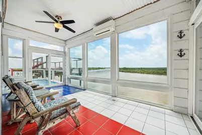 395 Redfish Drive, Freeport, TX 77541 - Photo 9