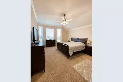 12106 Champions Forest Drive, Mont Belvieu, TX 77535 - Photo 9