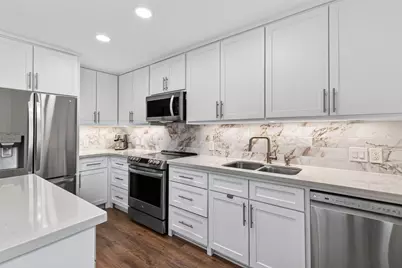 10240 Longmont Drive #48/1, Houston, TX 77042 - Photo 3