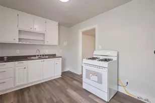 1311 Fred St, El Campo, TX 77437 - Photo 11