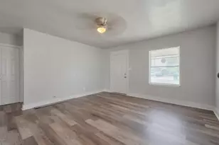 1311 Fred St, El Campo, TX 77437 - Photo 5