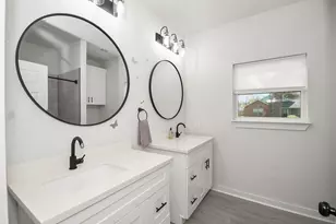 502 Tall Timber Dr, West Columbia, TX 77486 - Photo 15