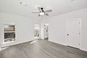 502 Tall Timber Dr, West Columbia, TX 77486 - Photo 13