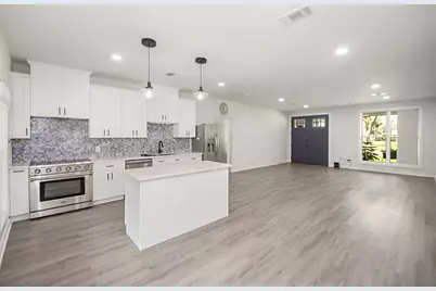 502 Tall Timber Drive, West Columbia, TX 77486 - Photo 9