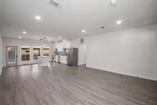 502 Tall Timber Dr, West Columbia, TX 77486 - Photo 13