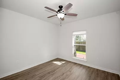 502 Tall Timber Drive, West Columbia, TX 77486 - Photo 15