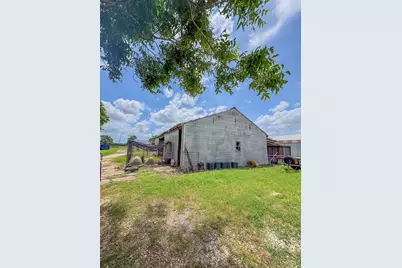 11810 Zamanek Road, Needville, TX 77461 - Photo 19