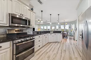 13522 Windlass Circle Dr, Galveston, TX 77554 - Photo 11