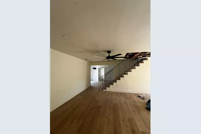 5851 S Braeswood Boulevard, Houston, TX 77096 - Photo 15