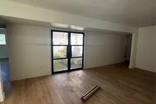 5851 S Braeswood Blvd, Houston, TX 77096 - Photo 13
