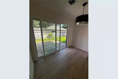 5851 S Braeswood Boulevard, Houston, TX 77096 - Photo 11